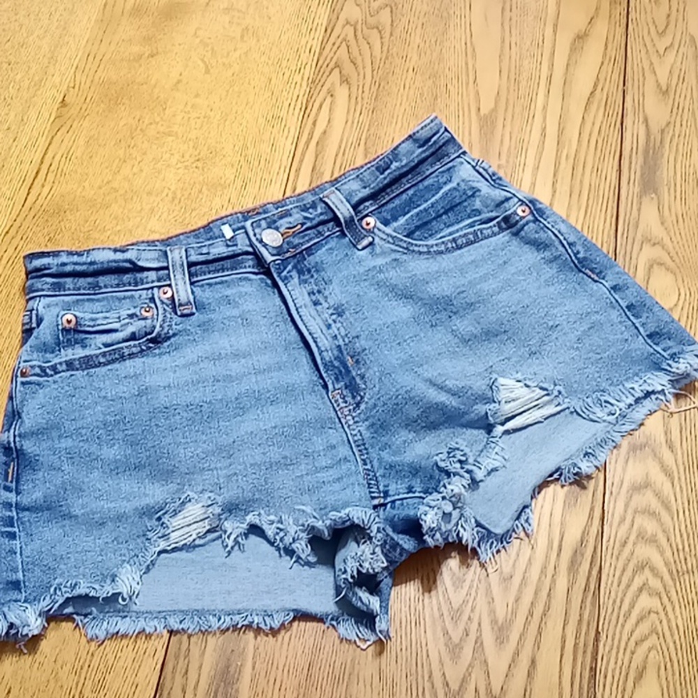 DENIZEN LEVI'S Jeans Womens SHORTS  6   28 W BLUE Denim Used Preowned Raw Hem ?